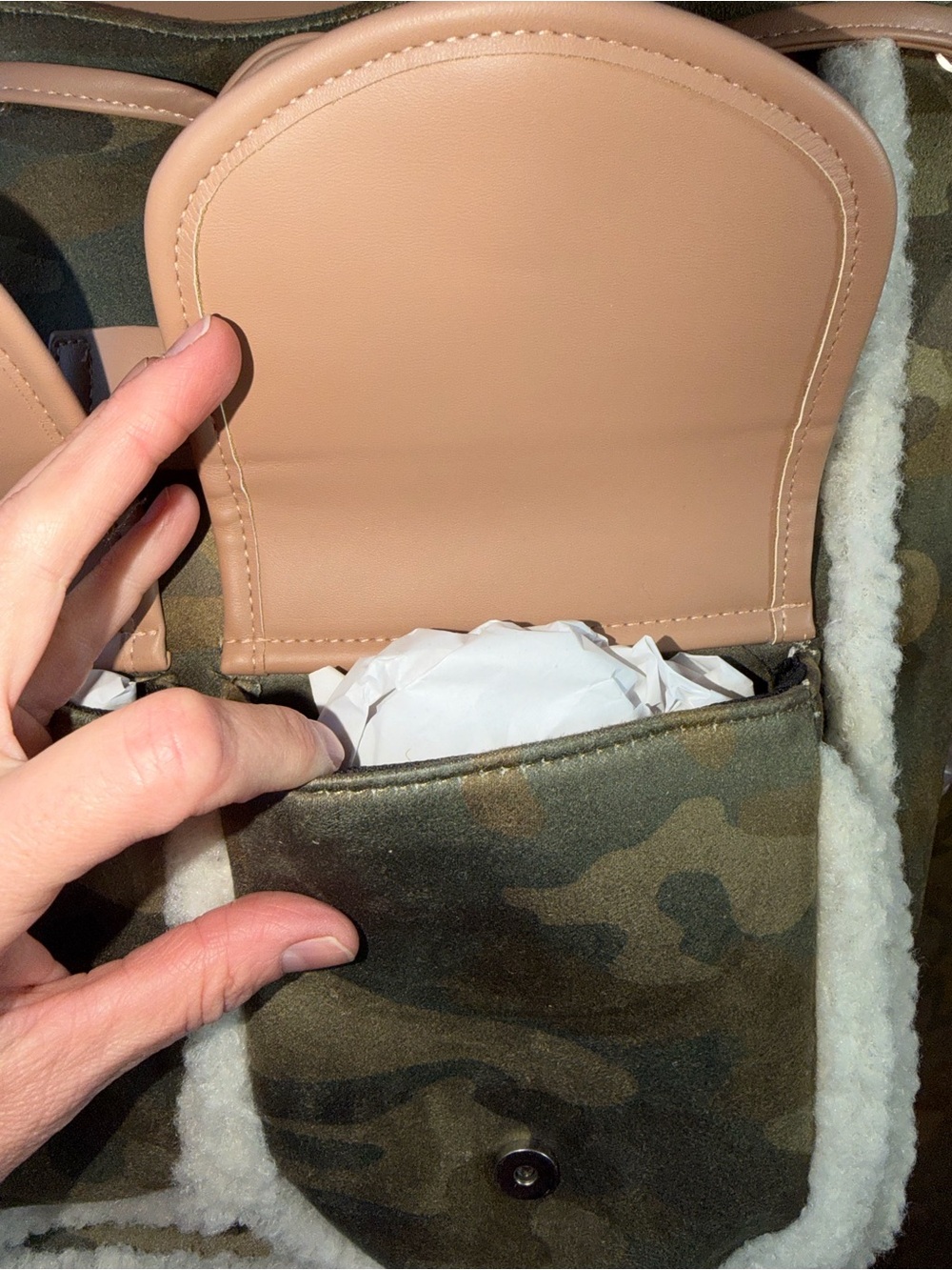BearPaw Camo Backpack with Cream Sherpa Trim and Tan Accents - Picture 12 of 13